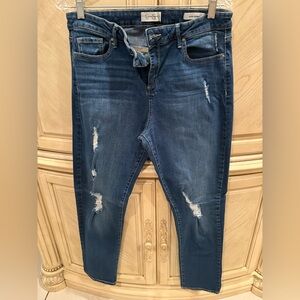 Women’s Jessica Simpson Distressed Blue Jeans, size 32